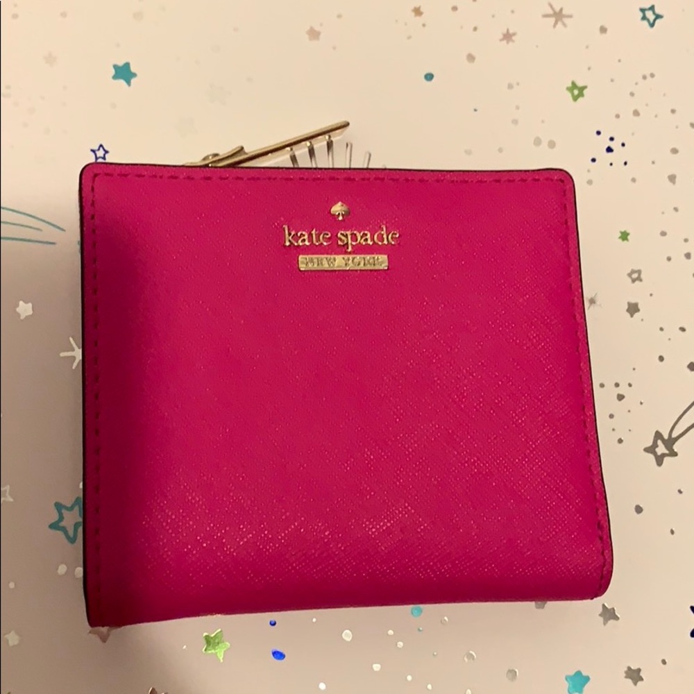 Kate Spade Cameron Street Adalyn Wallet 🎀🎀 Pink